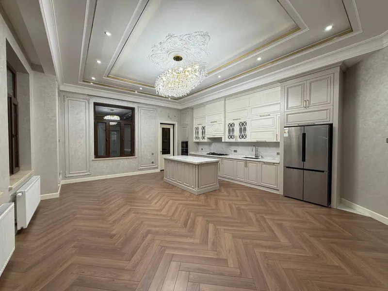 Mirzo Ulug‘bek tumanida 580 m² uy sotiladi 5