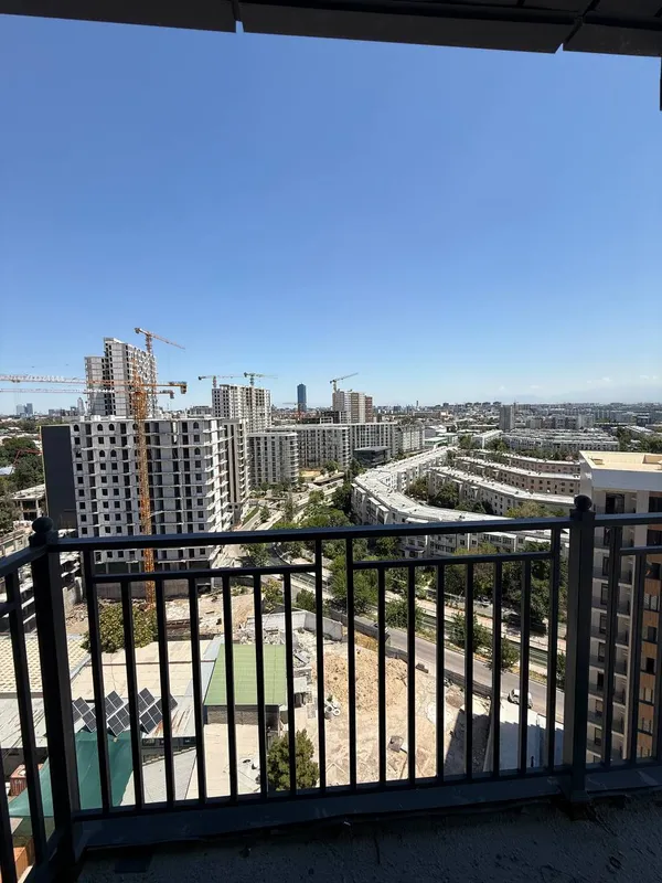 Продаётся стильная квартира в ЖК Vegas Tower с открытым балконом 6