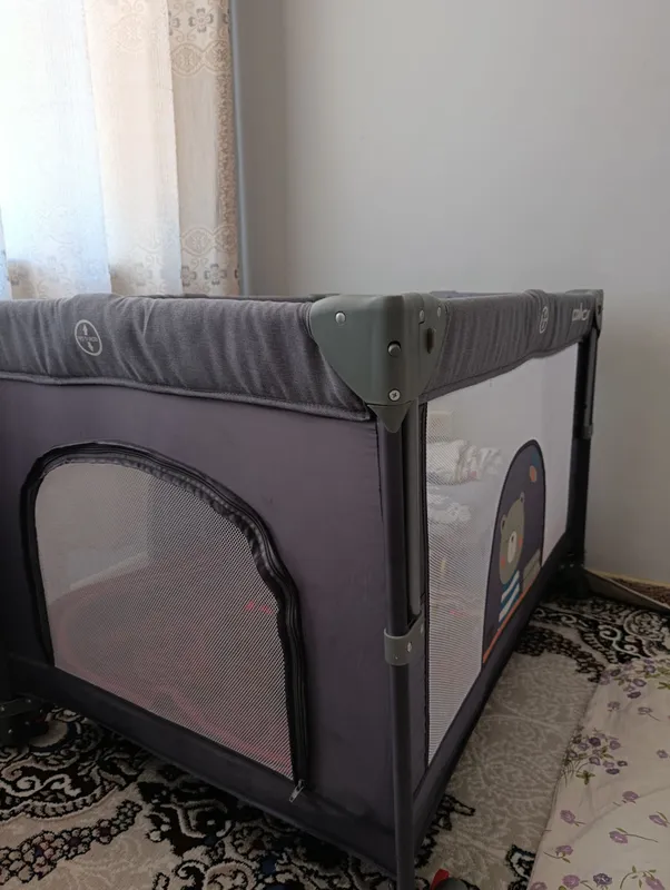 кровать и манеж — фото 1
