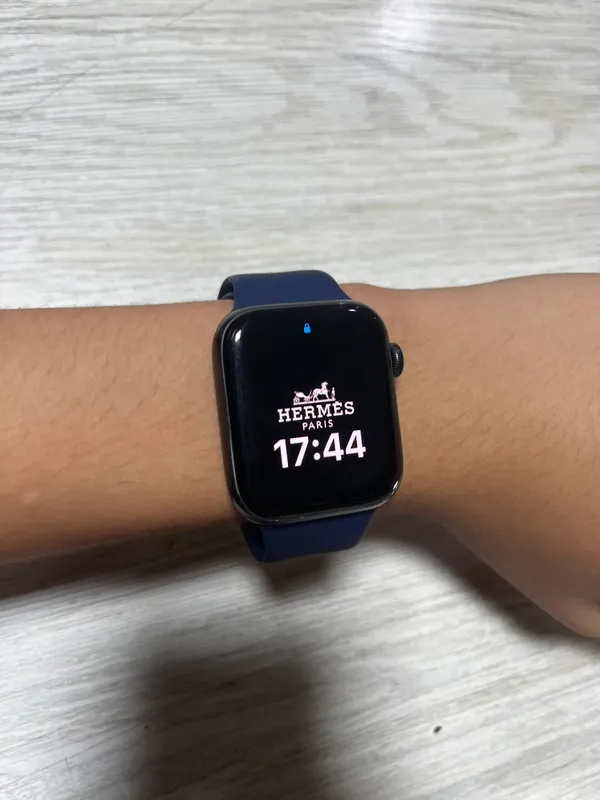 Apple Watch se 44mm 1 Apple Watch se 44mm 1