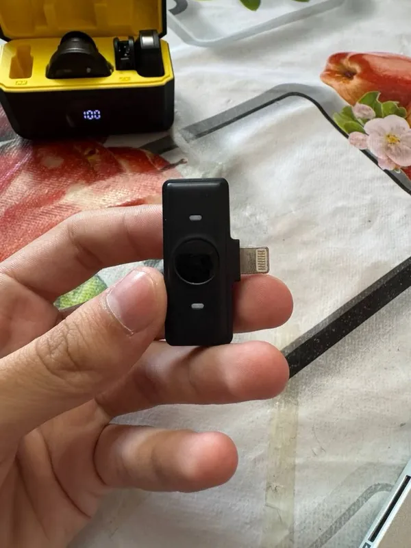Mikrofon J6 Wireless Lavalier Microphone 5