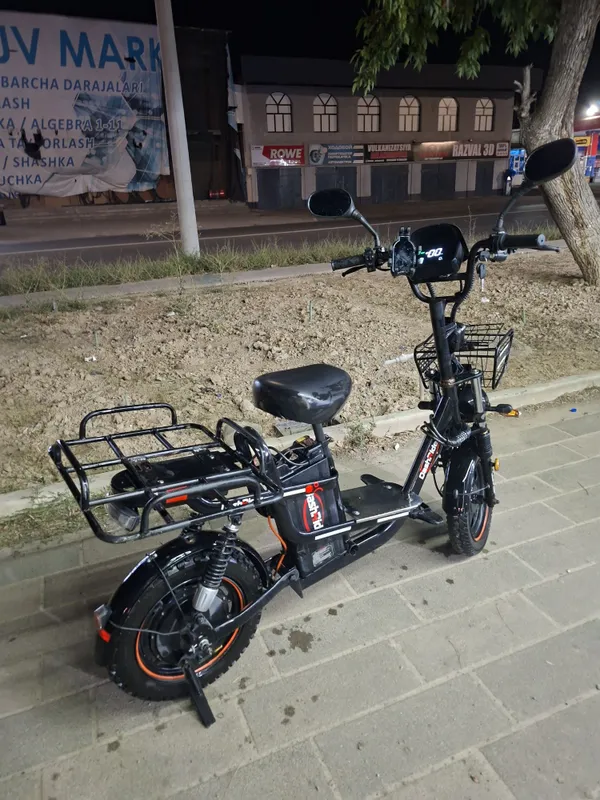 Dash rider elektr skuter sotiladi 2 Dash rider elektr skuter sotiladi 2