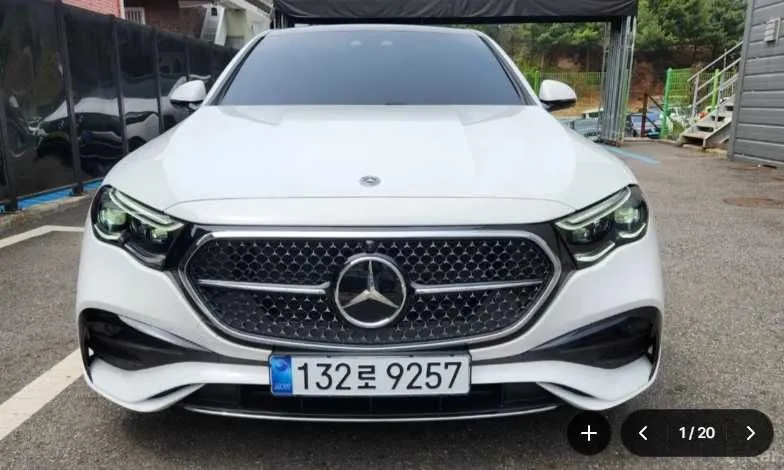 Mercedes-Benz E300 4matic
