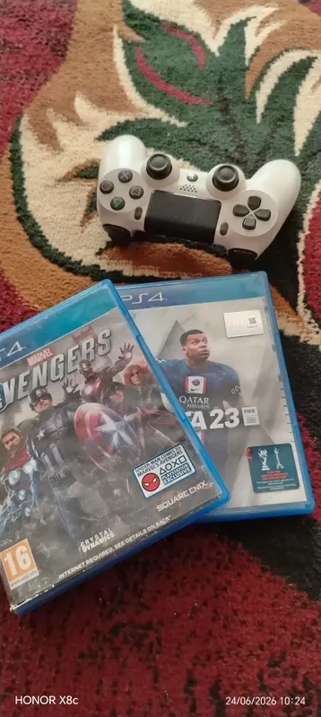 PlayStation 4 sotiladi pachti yangi 2 ta pulti bor 3 PlayStation 4 sotiladi pachti yangi 2 ta pulti bor 3