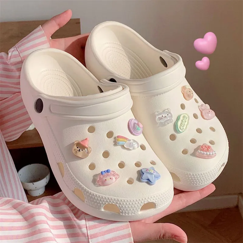 Crocs 2