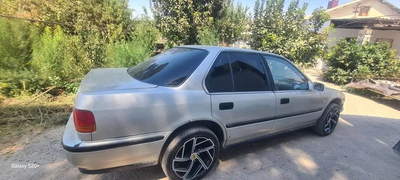 Honda Accord 4 cb3. (1992) 6