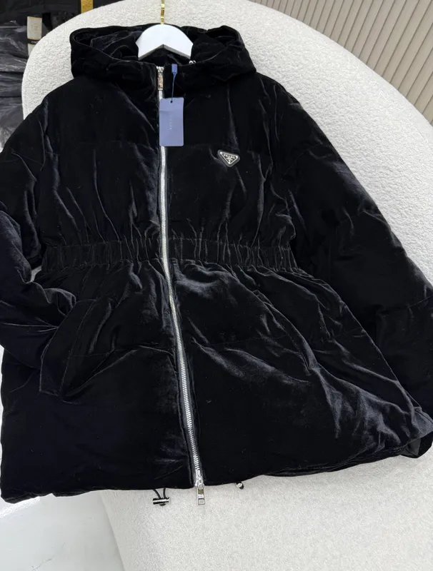 Kurtka prada 250ming 3