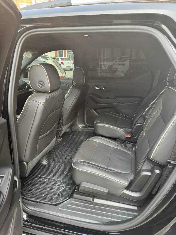 Chevrolet Traverse 2023 ideal — фото 4