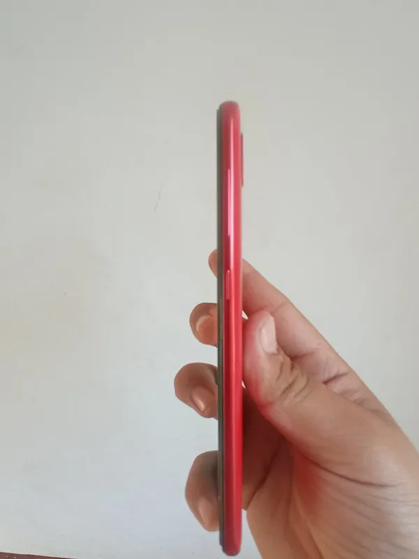 Samsung A30, 32 ГБ 4 Samsung A30, 32 ГБ 4