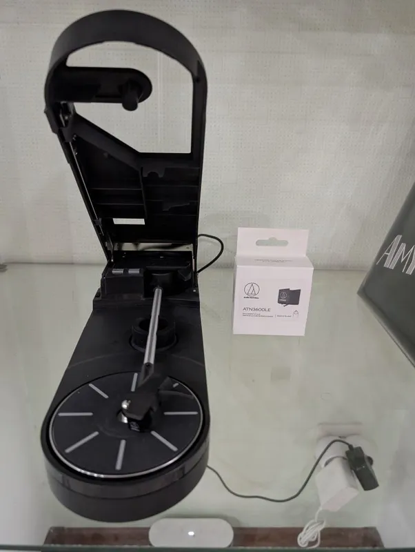 AudioTechnica SoundBurger виниловый проигрыватель с Bluetooth — фото 1