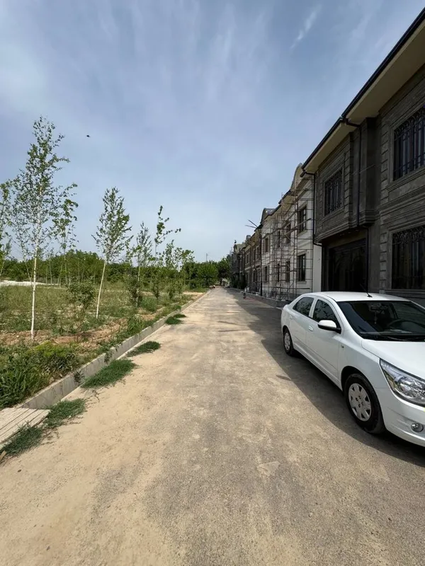 Срочно!!! Продается Ипакчилик махалла 7,5 соток Фасад 30*25 — фото 2