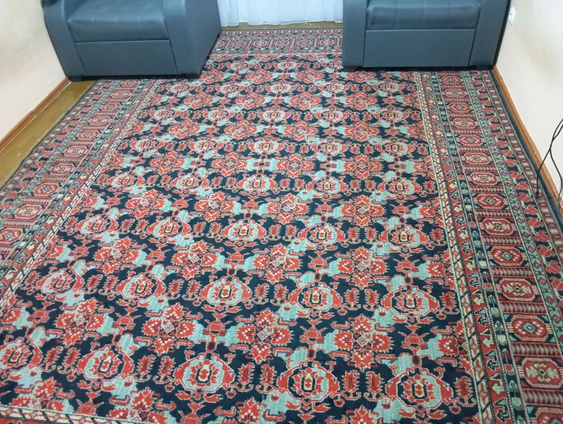 gilam sotiladi qalin sifati yaxshi 3x4 razmerda — фото 1
