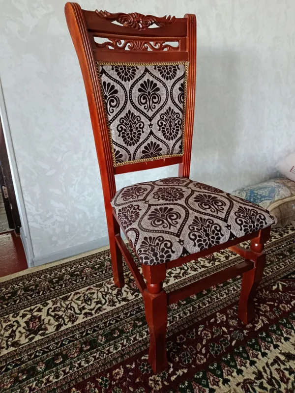 12 dona stul, xohlasangiz stol ham bor 4 12 dona stul, xohlasangiz stol ham bor 4