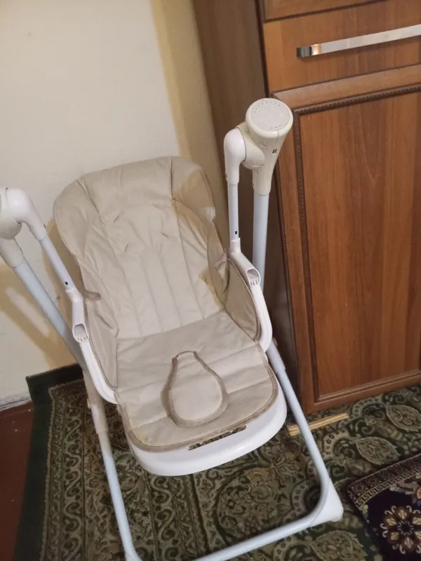 3in1 Ovqatlanish stuli, lulka va kacheli 1 3in1 Ovqatlanish stuli, lulka va kacheli 1