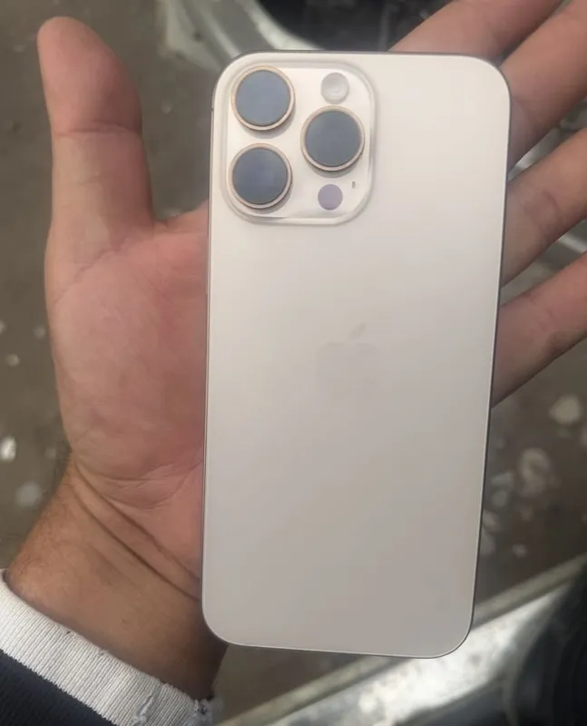 IPhone 16 Pro Max 2 IPhone 16 Pro Max 2