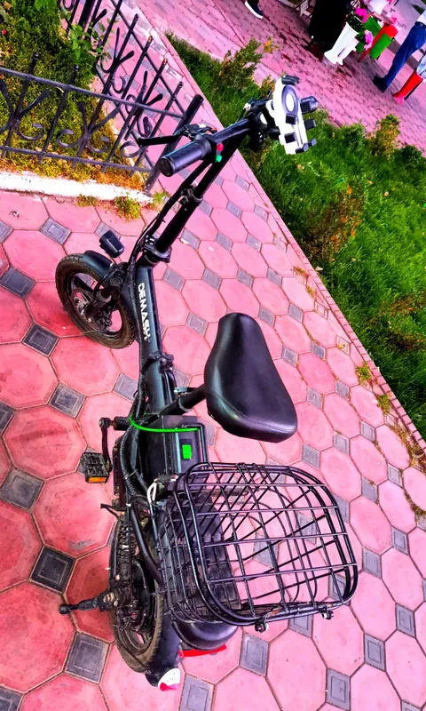 Skuter Demash Tormizli Amartizatsiyali  Ideal — фото 1