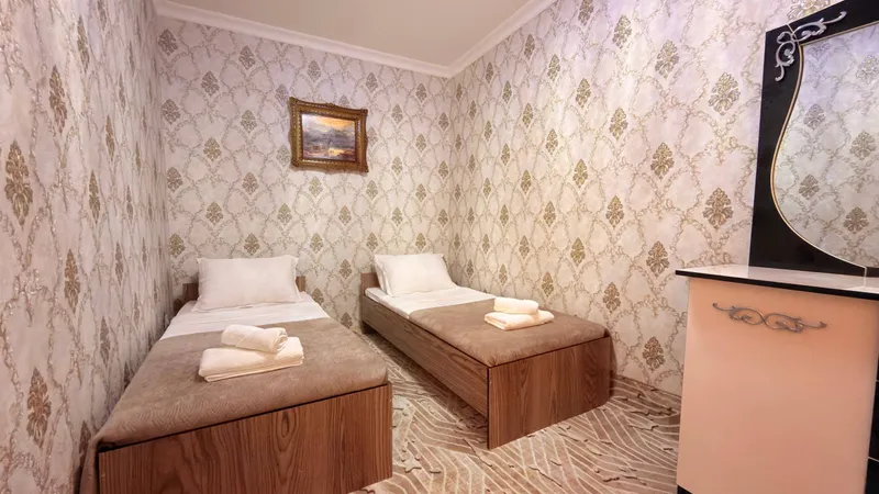 ПОСУТОЧНО у Регистана | 3 спальни, 10 гостей, WiFi — фото 3
