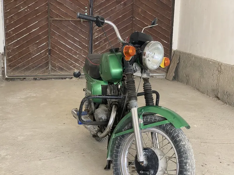 Vosxod 3M yurib turgan moto