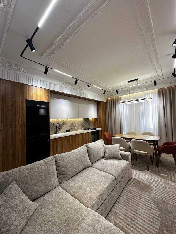 СЗАДИ МЕГА ПЛАНЕТ ЮНУСАБАД 2-Ком 75м² Метро рядом Аренда универсам — фото 1
