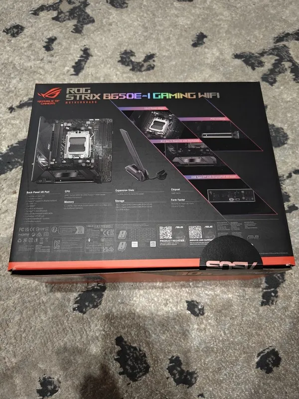 Asus ROG Strix B650E-I Gaming Wifi — фото 1