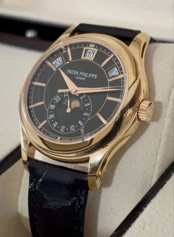 Часы Patek Philippe Annual Calendar — фото 4