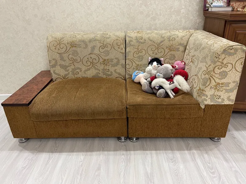 Срочно, продаётся мебель для спальни, торг уместен — фото 5