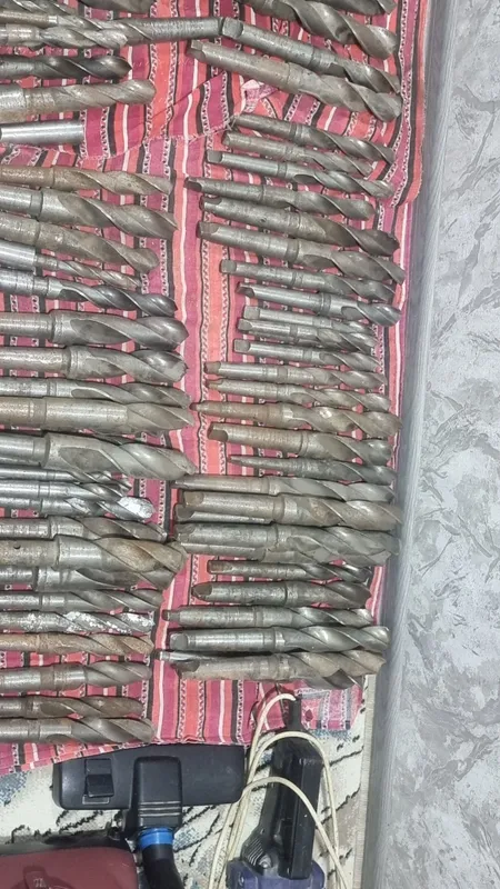 Sverlola sotiladi rassiyiskiy rabochiy holati yahshi razmerla har hil 5 Sverlola sotiladi rassiyiskiy rabochiy holati yahshi razmerla har hil 5