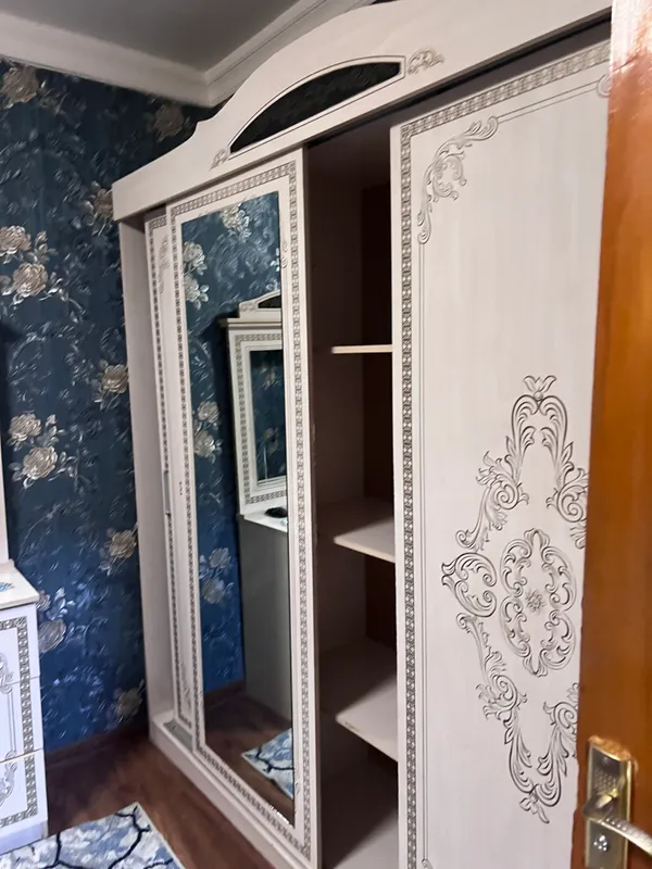 Продам старую мебель на метро хамза — фото 4