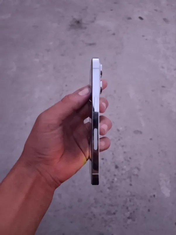 Iphone 14 pro 128talik 3