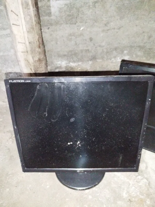 MONITOR