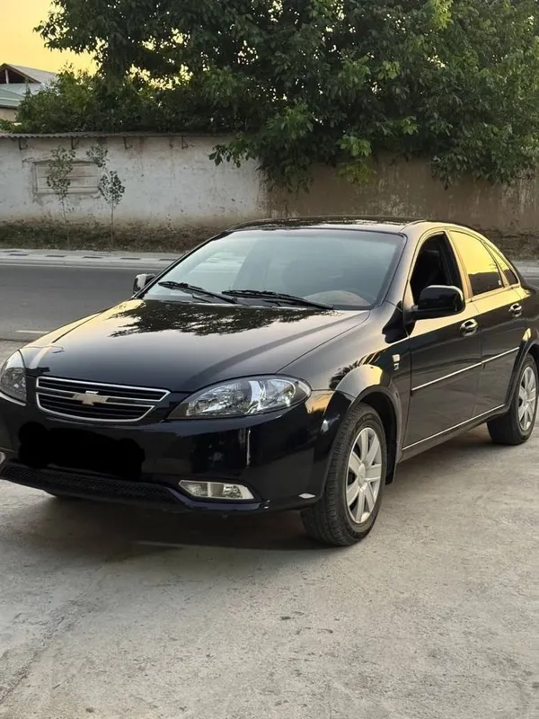 Chevrolet jentra 1