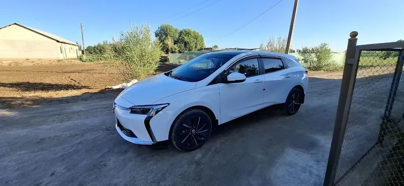 Buick Velite 6 sotiladi 1 Buick Velite 6 sotiladi 1