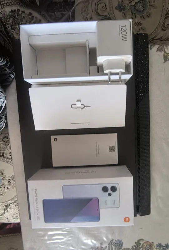 Redmi nout 13 pro +5 G. 12/512.каробка документ бор. 3 Redmi nout 13 pro +5 G. 12/512.каробка документ бор. 3
