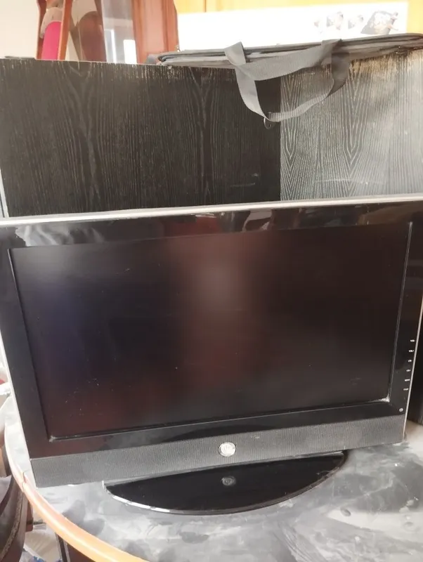 SONY KLV-40A10 Телевизор 1 SONY KLV-40A10 Телевизор 1