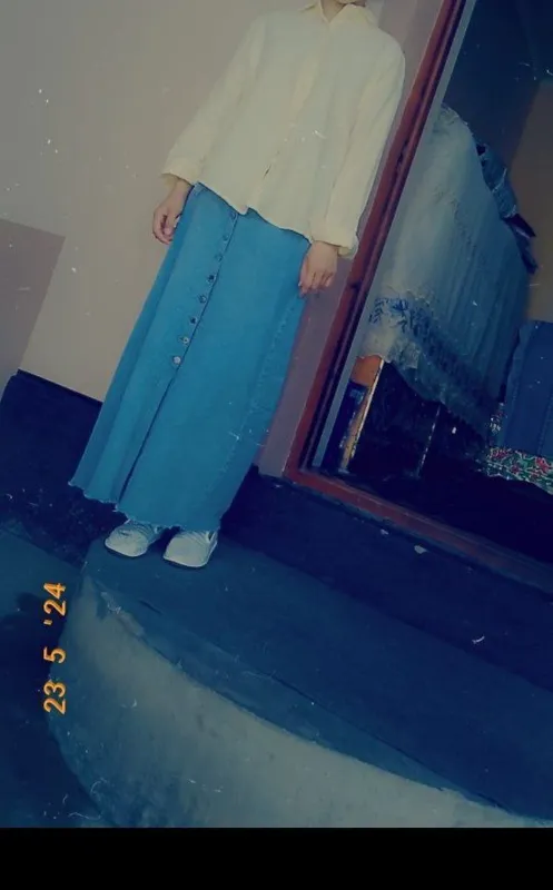 jensi yupka va rubashka