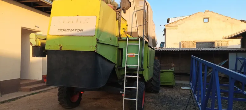 Claas Dominator 130 kombayn 2015 yil a'lo holatda 5 Claas Dominator 130 kombayn 2015 yil a'lo holatda 5