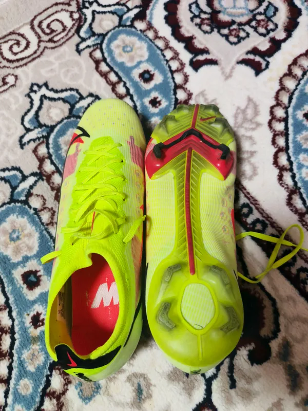 Бутсы Nike Mercurial 3 Бутсы Nike Mercurial 3