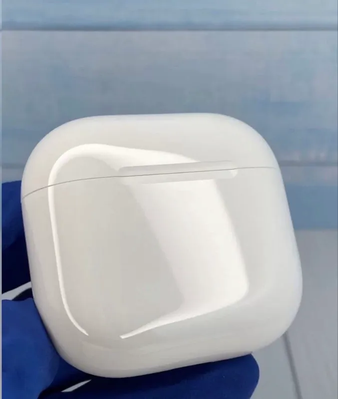 Кейс для AirPods 4 без ANC новый оригинал 100% 2 Кейс для AirPods 4 без ANC новый оригинал 100% 2