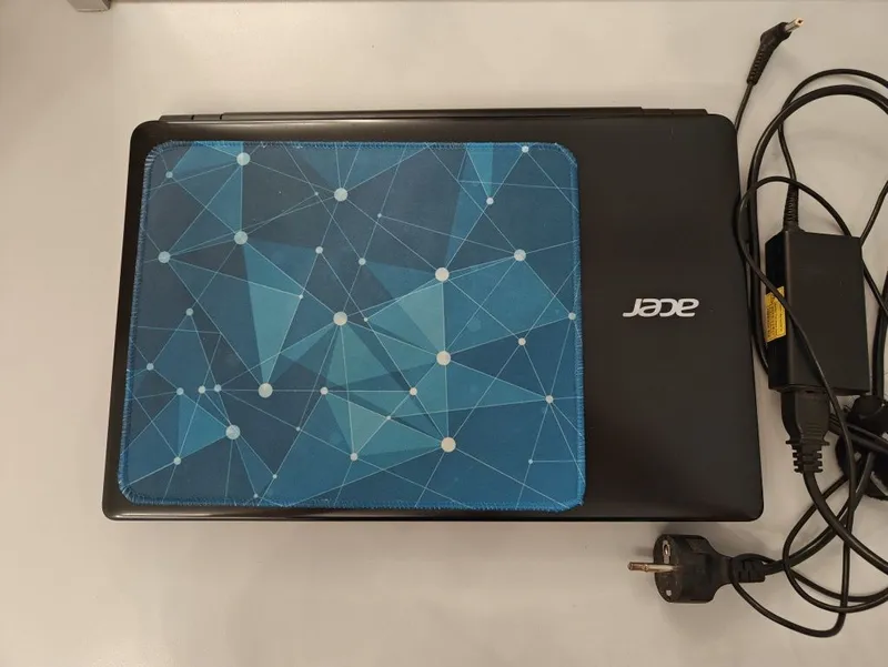 Ноутбук Acer aspire e1 572G 4