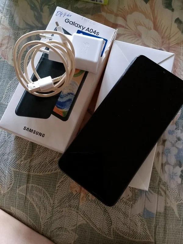 Планшет: Galaxy Tab E ( Samsung ) Телефон: Galaxy A04s — фото 1