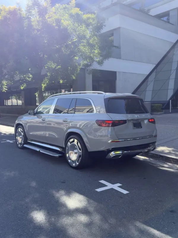 Mercedes-Maybach GLS 600 new 2026 4 Mercedes-Maybach GLS 600 new 2026 4