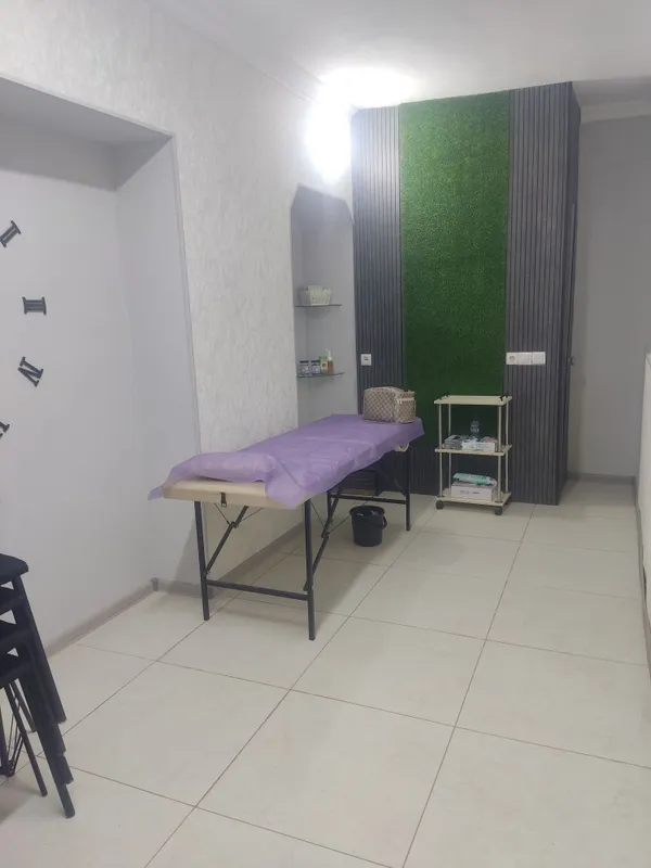 Сдаю салон в аренду. Ташкент Юнусабад 150$ 2
