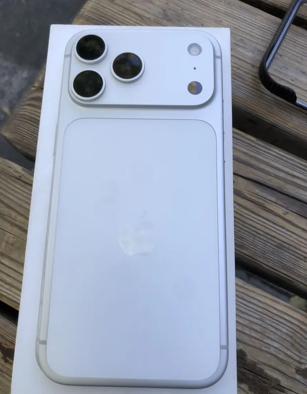 iPhone 17 pro max iPhone 17 pro max