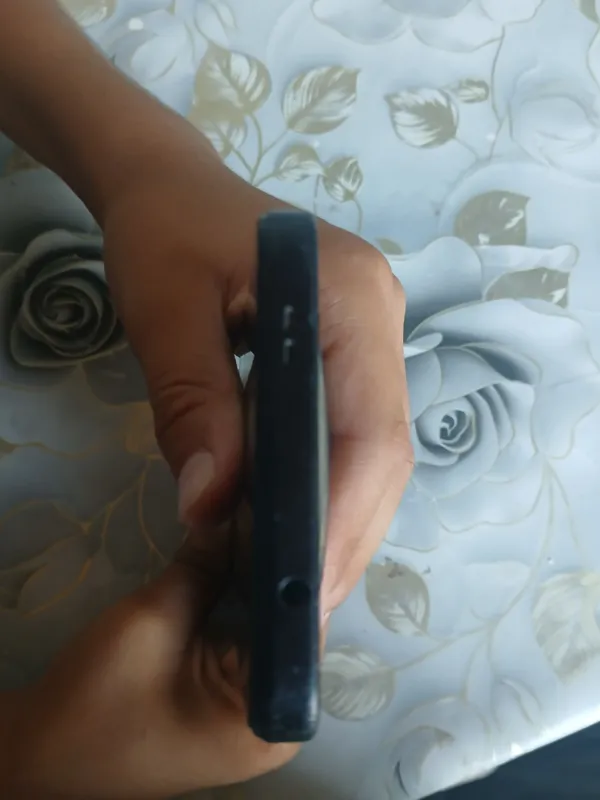REDMI A3 X 128gb akumlatiri ishlamydi narxi 450000 3 REDMI A3 X 128gb akumlatiri ishlamydi narxi 450000 3