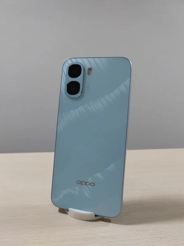 Продаю телефон OPPO A6x (12/256 ГБ) очень дёшево! 1