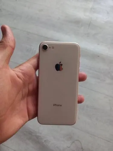 IPhone 8 gold ideal