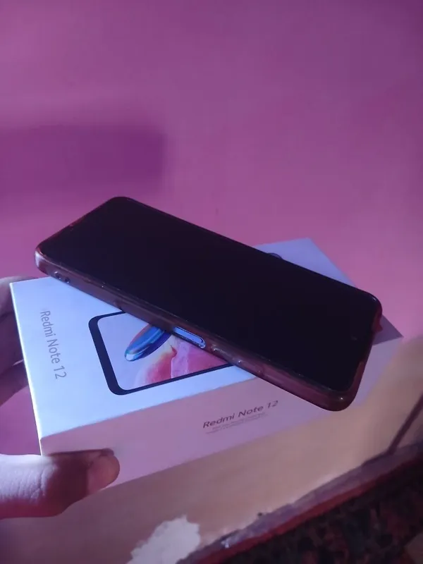 Redmi Not 12 Sotiladi yangi ekran qoʻyvosela qolgani chotki 1