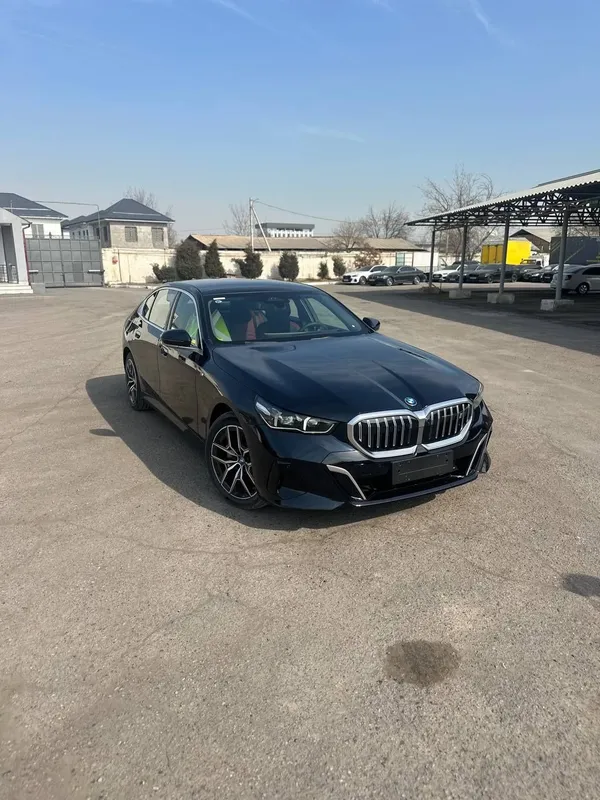Bmw i5 40L 713km dop opsiya 2 Bmw i5 40L 713km dop opsiya 2