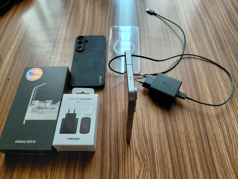Samsung Galaxy s25fe 2