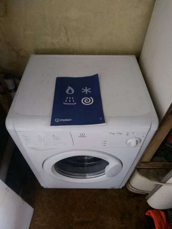 Стиральная машина,indesit 2